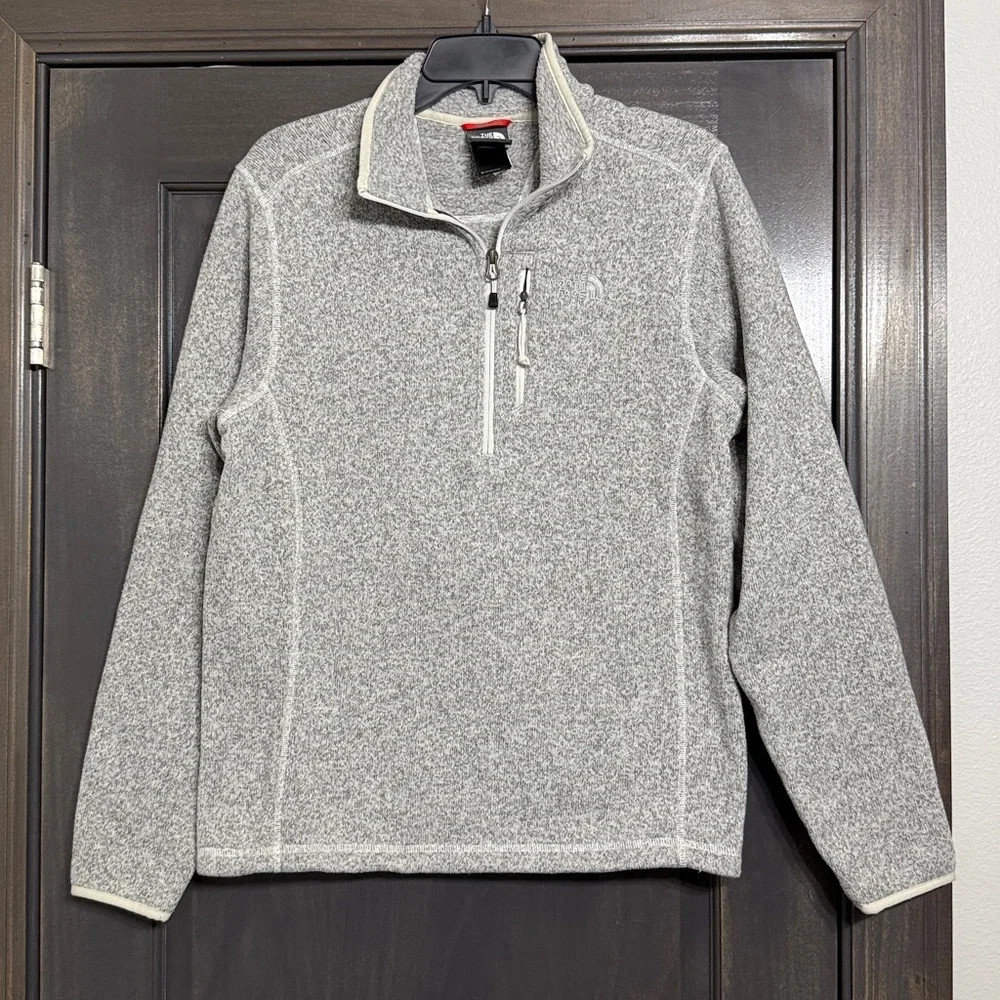 The‎ North Face men's 1/4 zip pullover grey Small